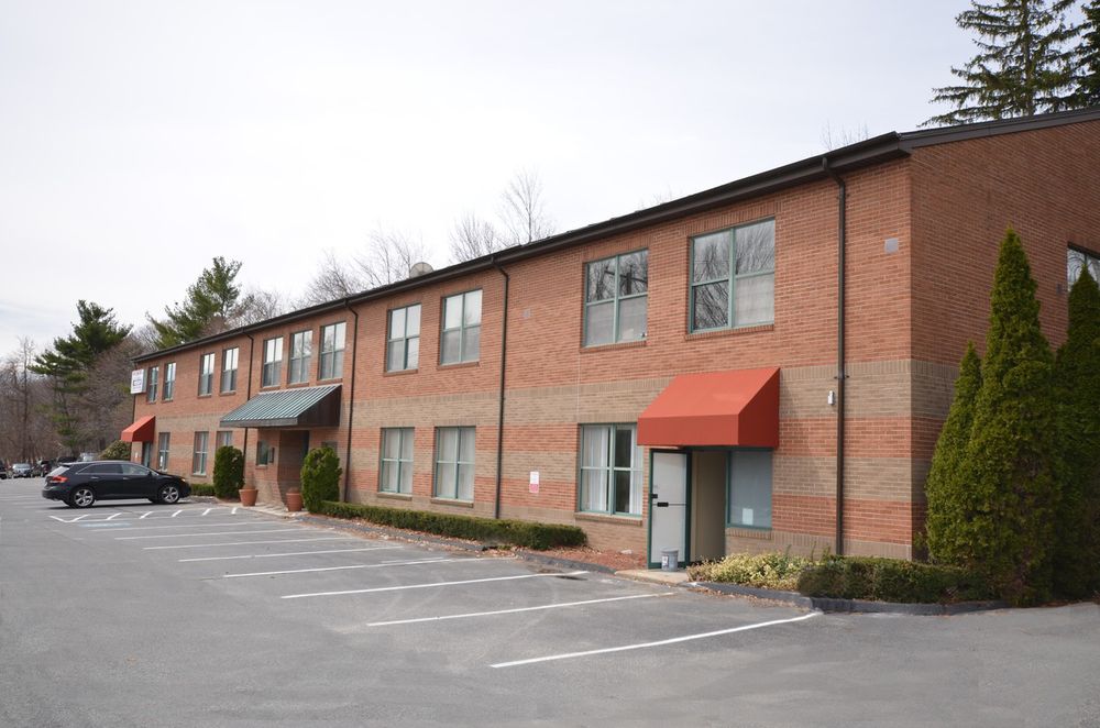 7 Midstate Dr, Auburn, MA 01501